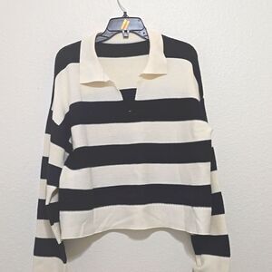COMMENCE COLLARED, COLOR BLOCK SWEATER SIZE LARGE